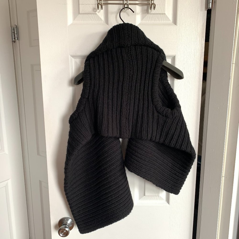 ANN DEMEULEMEESTER • Asymmetric Black Wool Ribbed Fisherman Sweater Vest FR 40 M - Picture 8 of 15